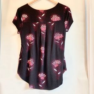 Short sleeve top